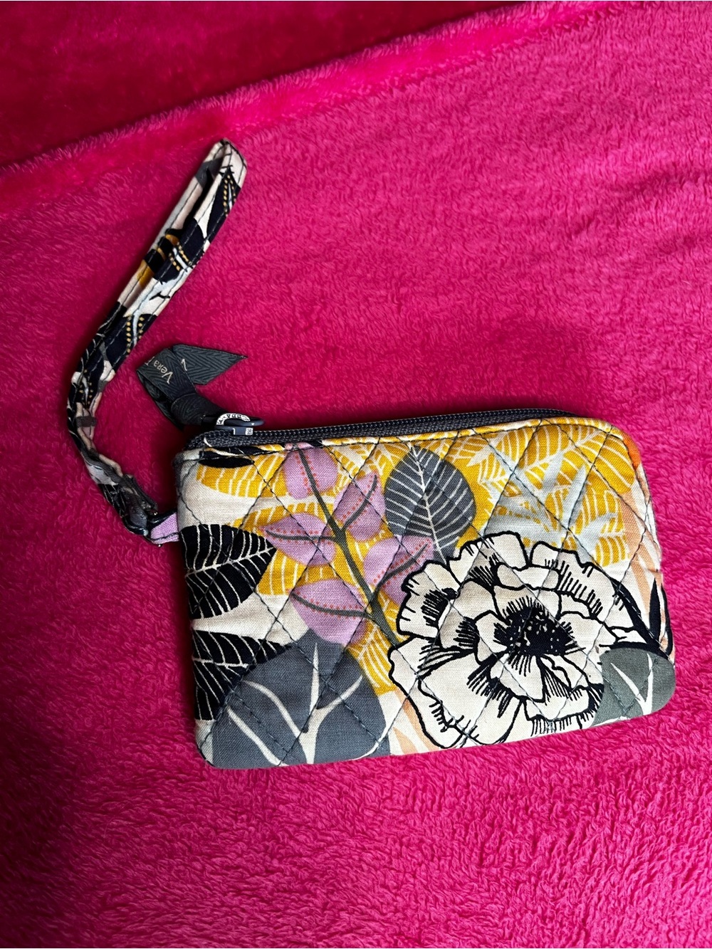 Palm Floral Zip ID Wristlet- Vera Bradley 2022